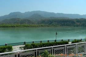 Ganga Kinare - Views from the Terrace