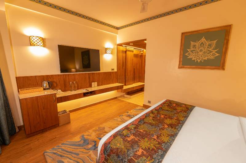 deluxe-partial-river-view-with-balcony2