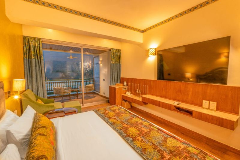 luxury-premium-riverview-with-balcony1