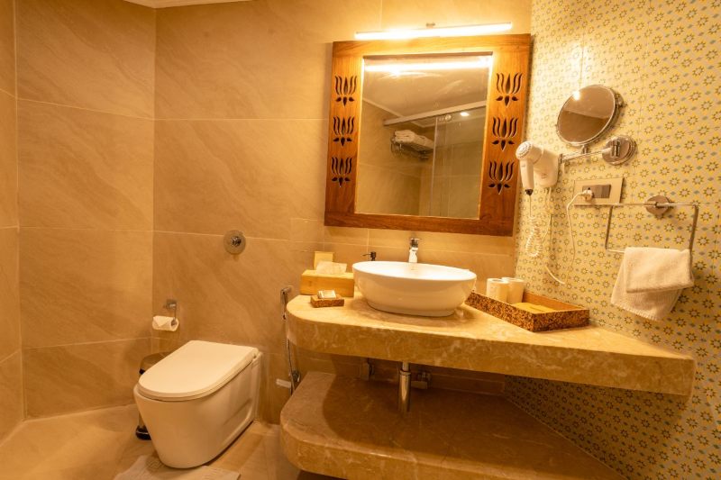 luxury-premium-riverview-with-balcony6